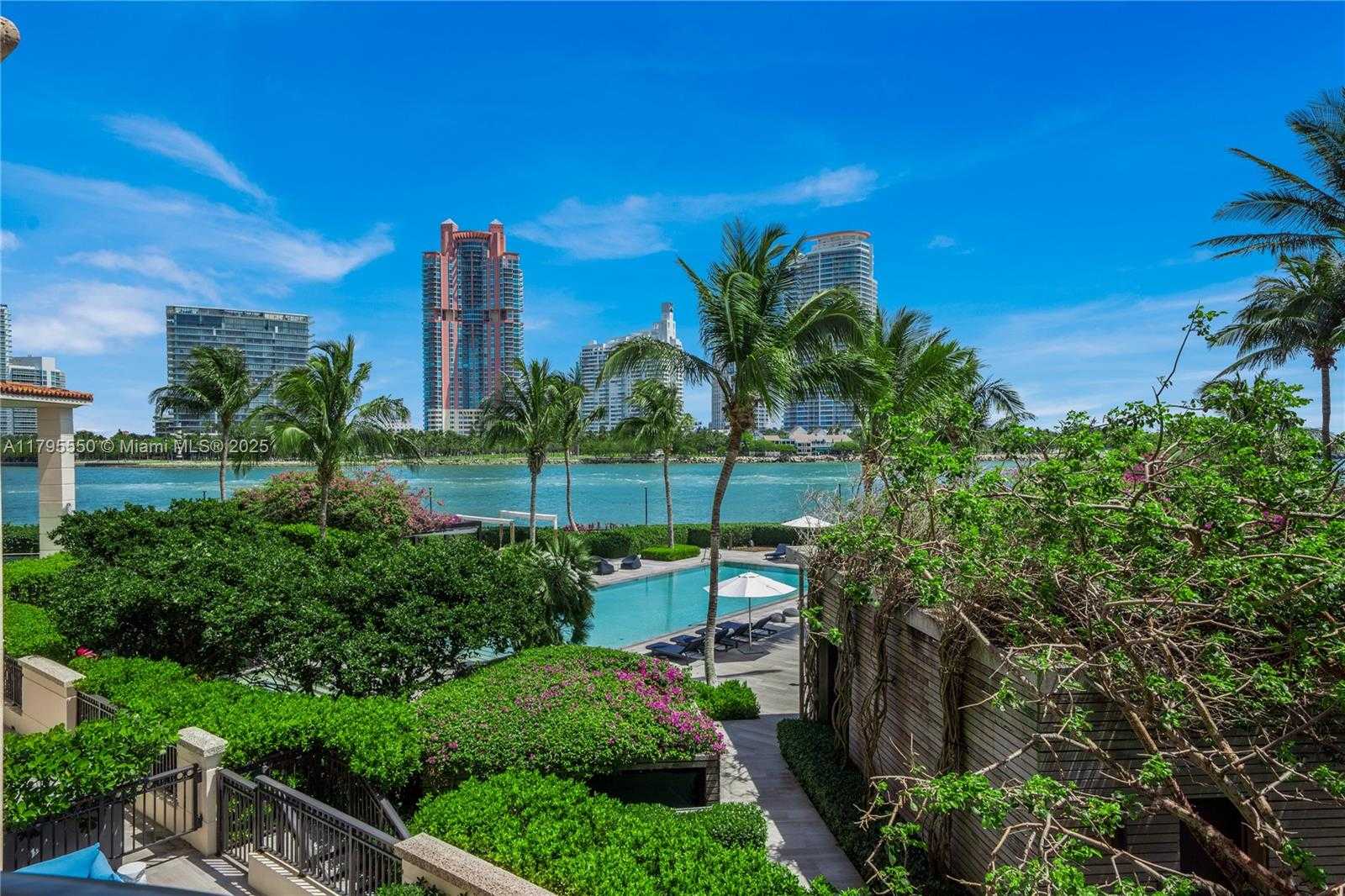 Small Image of 7025 FISHER ISLAND DR #7025, Miami Beach Number 31
