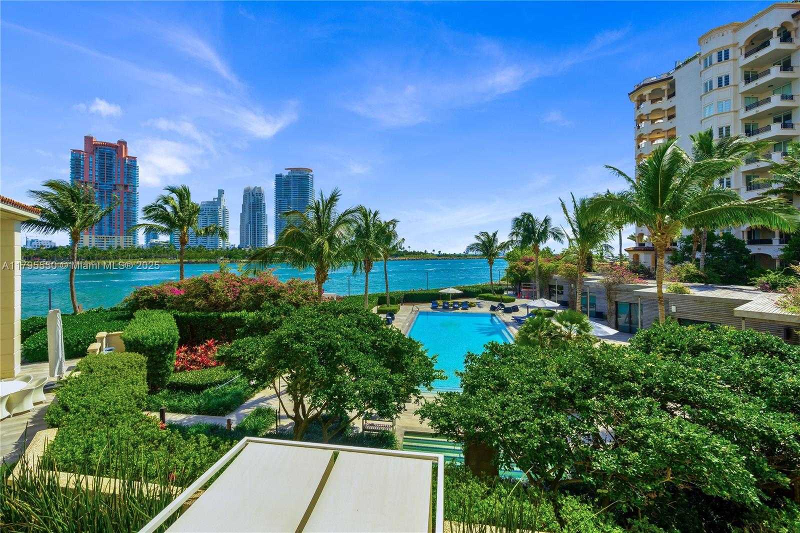 Small Image of 7025 FISHER ISLAND DR #7025, Miami Beach Number 5