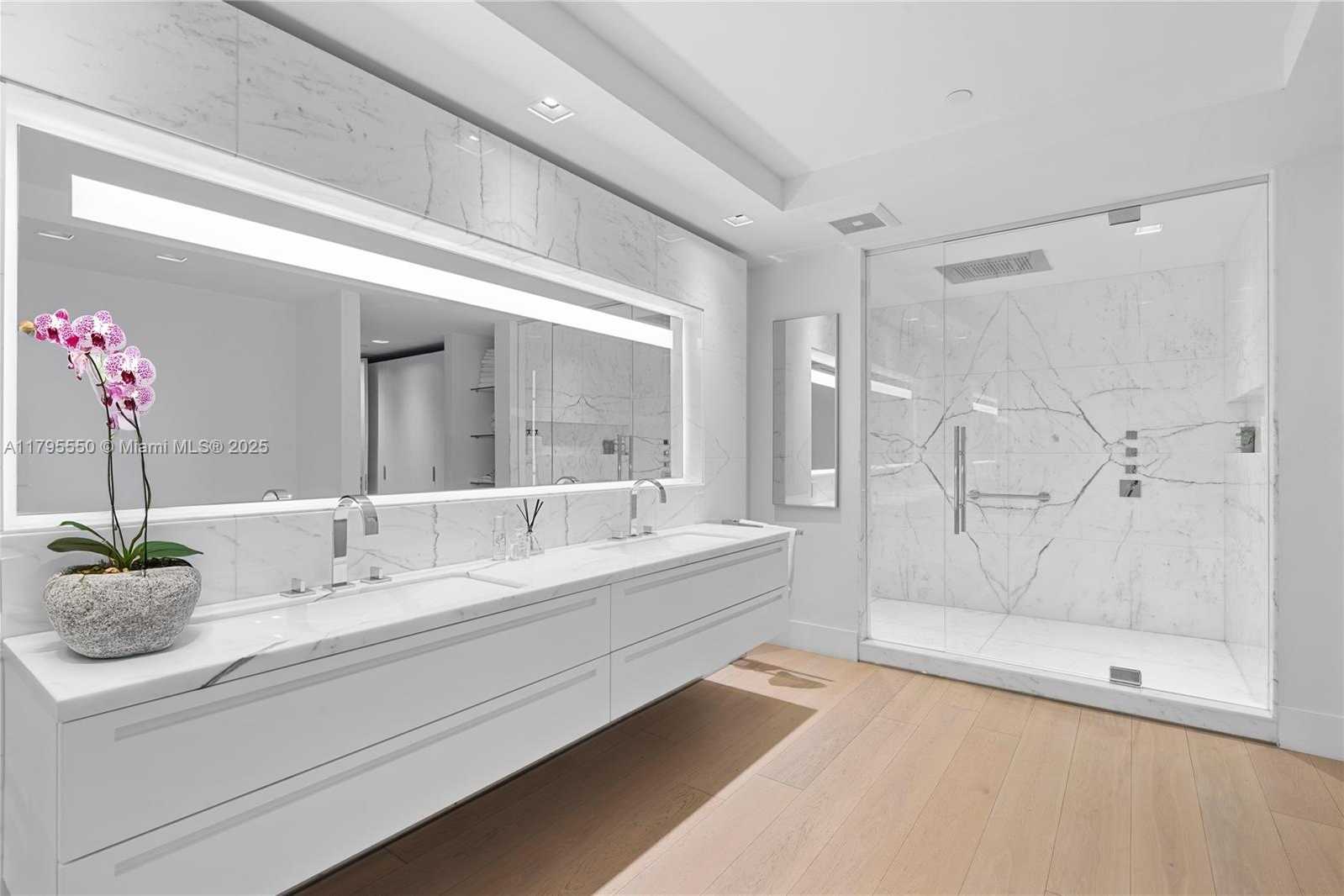 Small Image of 7025 FISHER ISLAND DR #7025, Miami Beach Number 56