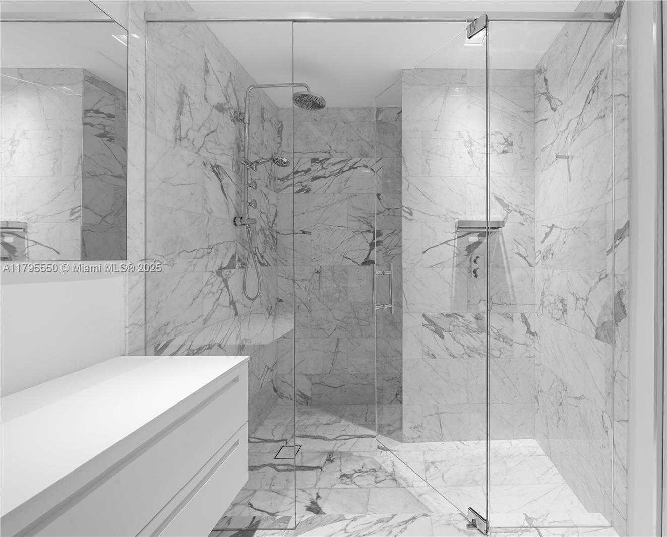 Small Image of 7025 FISHER ISLAND DR #7025, Miami Beach Number 62