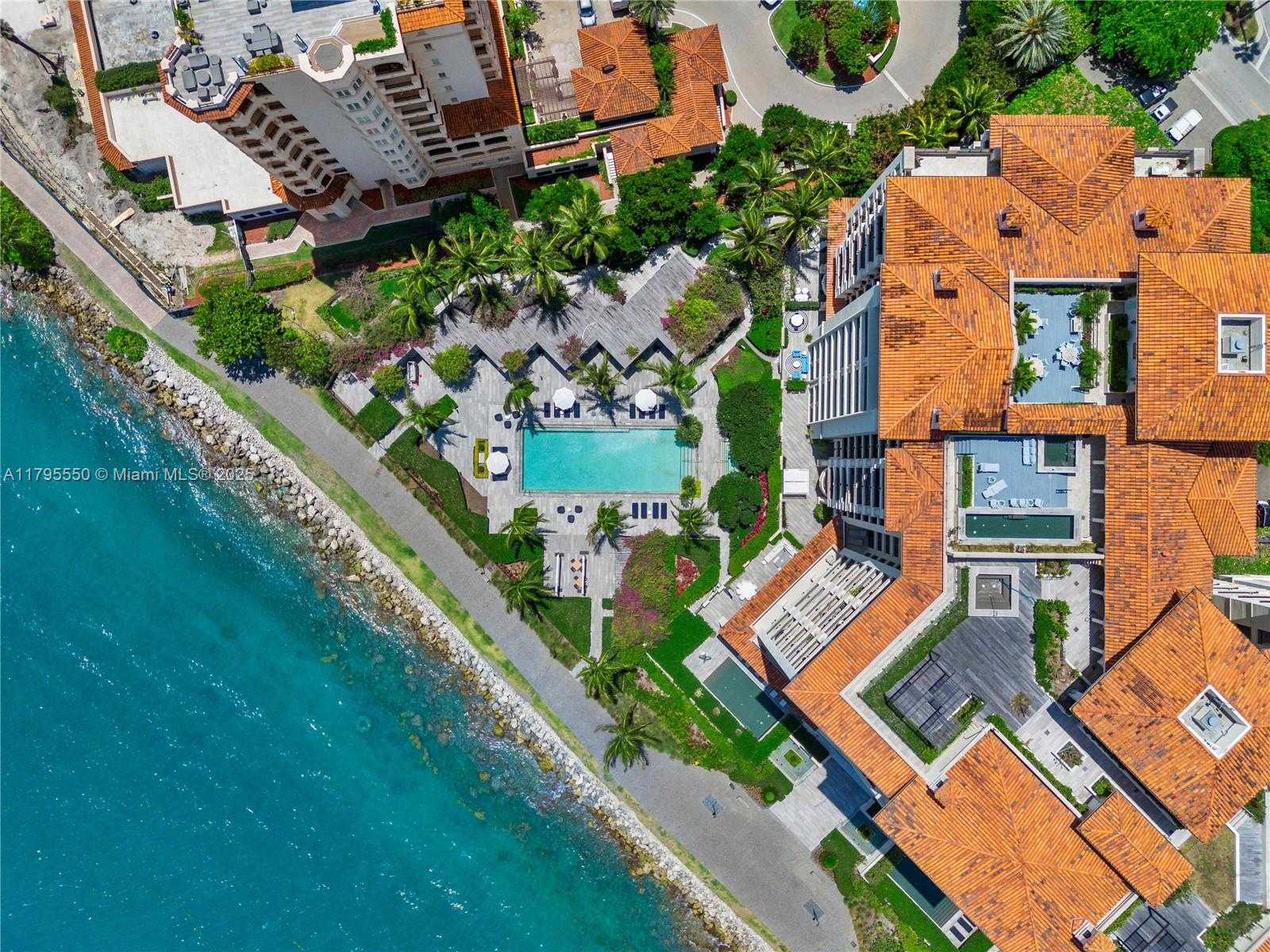 Small Image of 7025 FISHER ISLAND DR #7025, Miami Beach Number 77