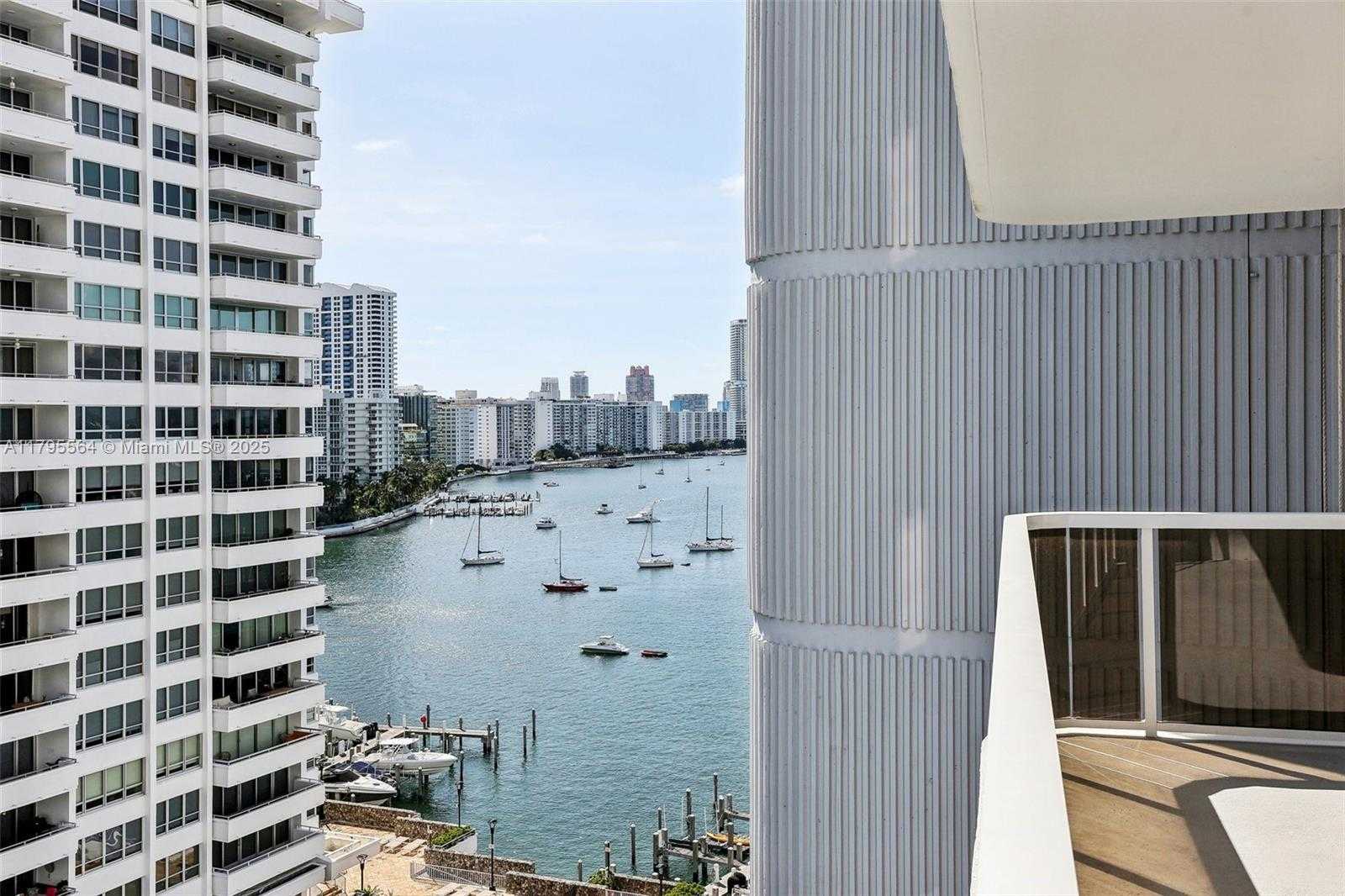 Small Image of 9 ISLAND AVE #1209, Miami Beach Number 21