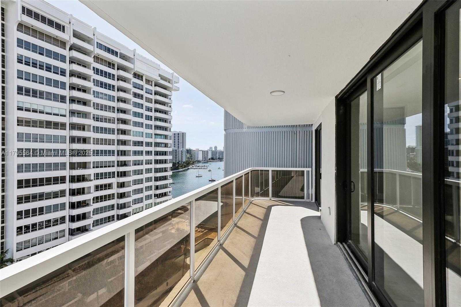 Small Image of 9 ISLAND AVE #1209, Miami Beach Number 22