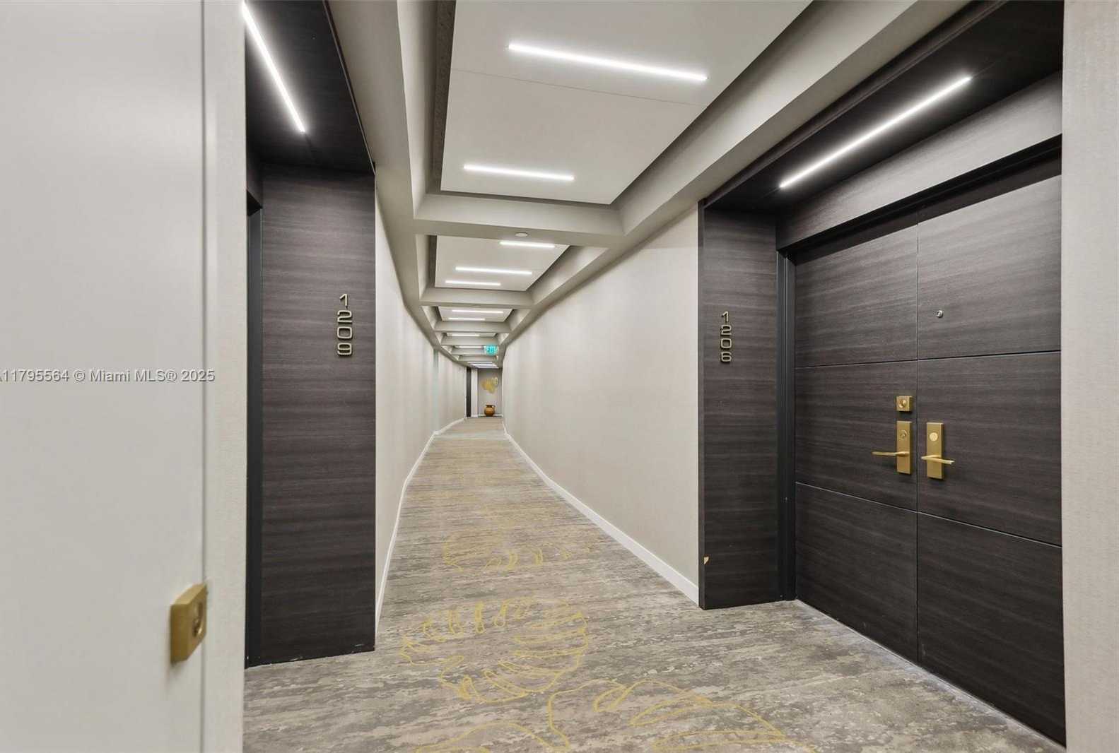 Small Image of 9 ISLAND AVE #1209, Miami Beach Number 7
