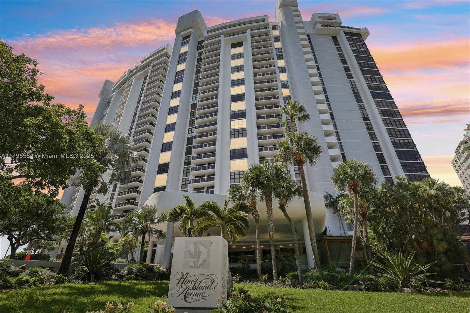 Small Image of 9 ISLAND AVE #1209, Miami Beach Number 80