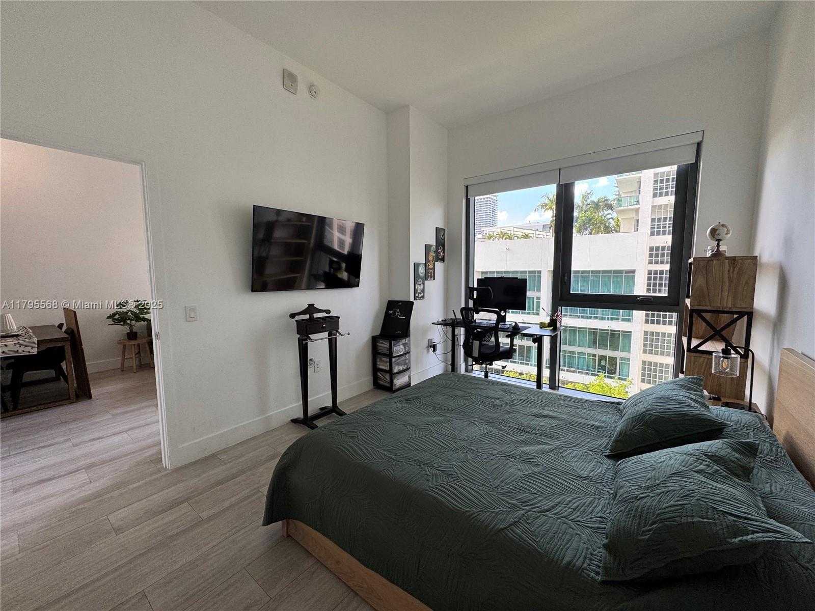 Small Image of 121 NORTH EAST 34TH ST #L601, Miami Number 8