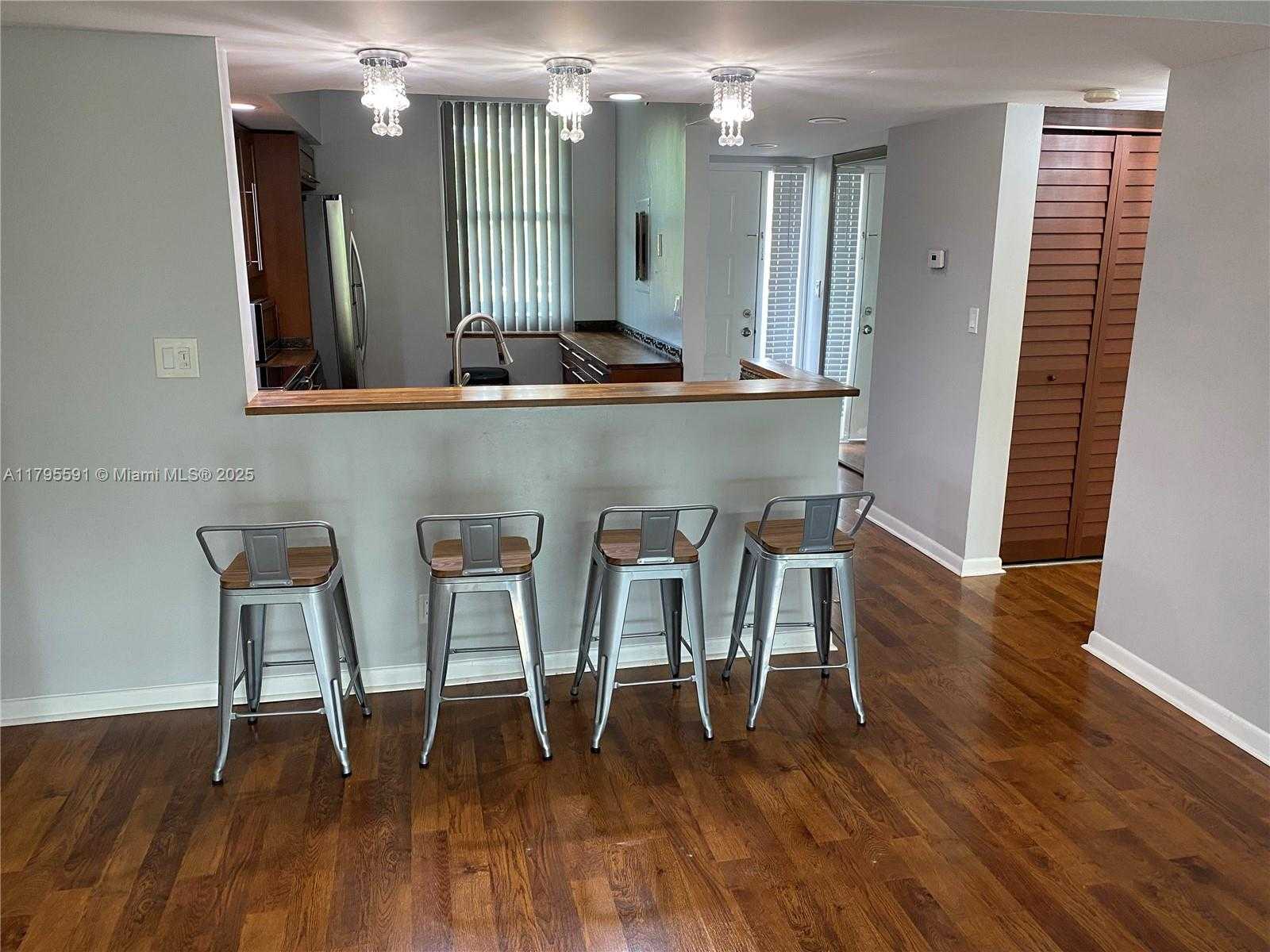 Small Image of 4133 SOUTH CARAMBOLA CIR S #G203, Coconut Creek Number 15