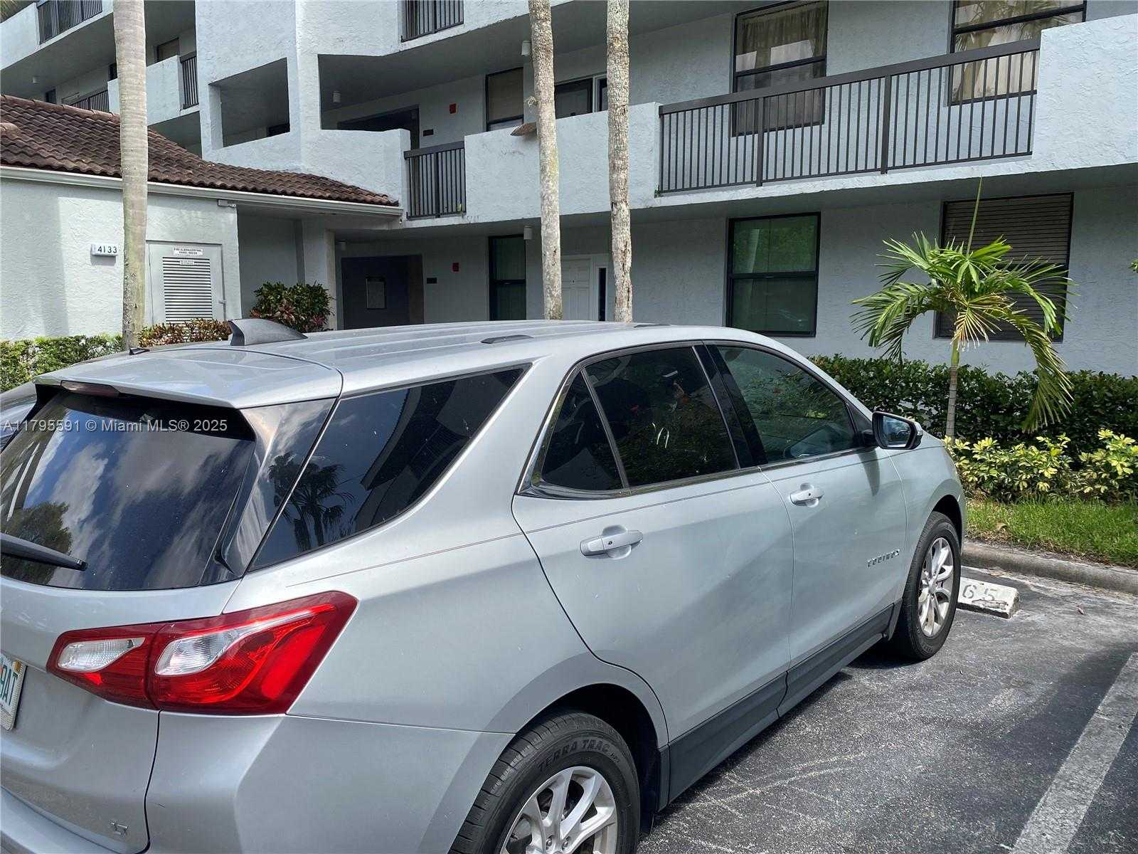Small Image of 4133 SOUTH CARAMBOLA CIR S #G203, Coconut Creek Number 8