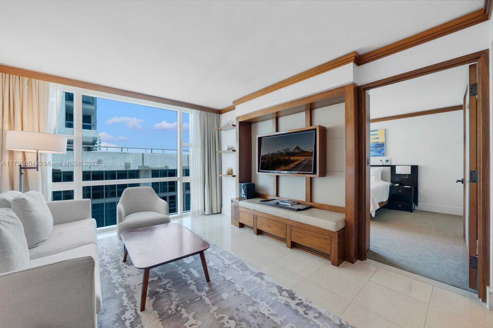Small Image of 6801 COLLINS AVE #502, Miami Beach Number 2