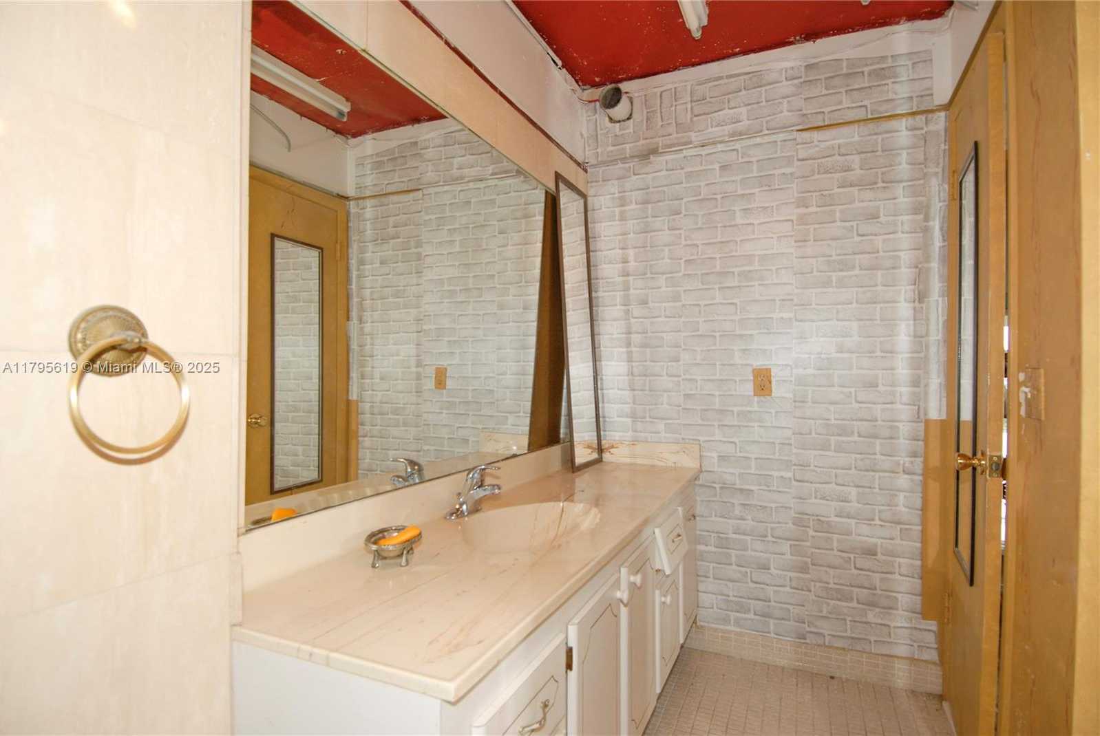 Small Image of 2701 NORTH OCEAN BLVD #15E, Fort Lauderdale Number 14