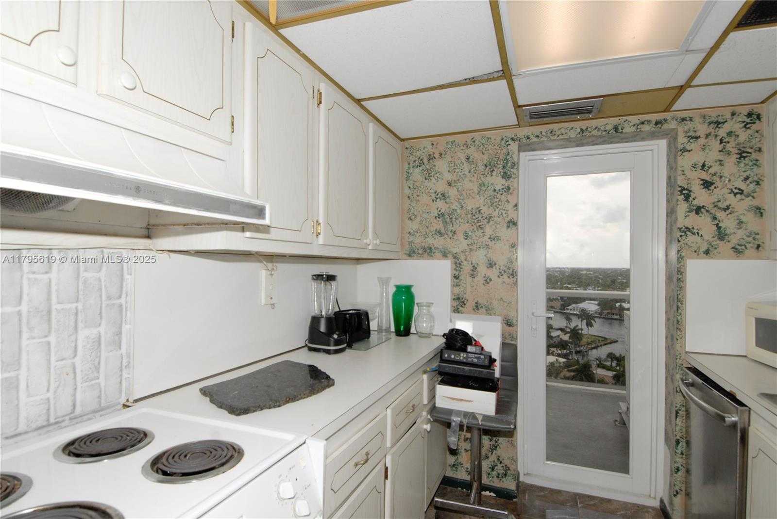 Small Image of 2701 NORTH OCEAN BLVD #15E, Fort Lauderdale Number 7