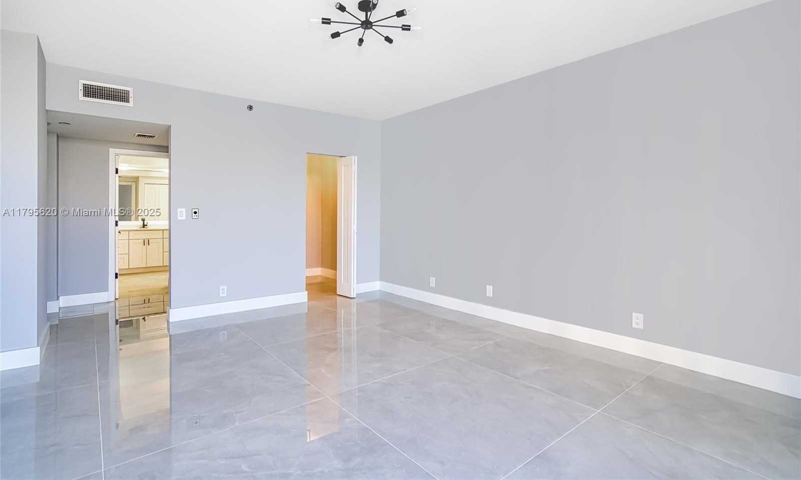 Small Image of 20281 EAST COUNTRY CLUB DR #501, Aventura Number 10