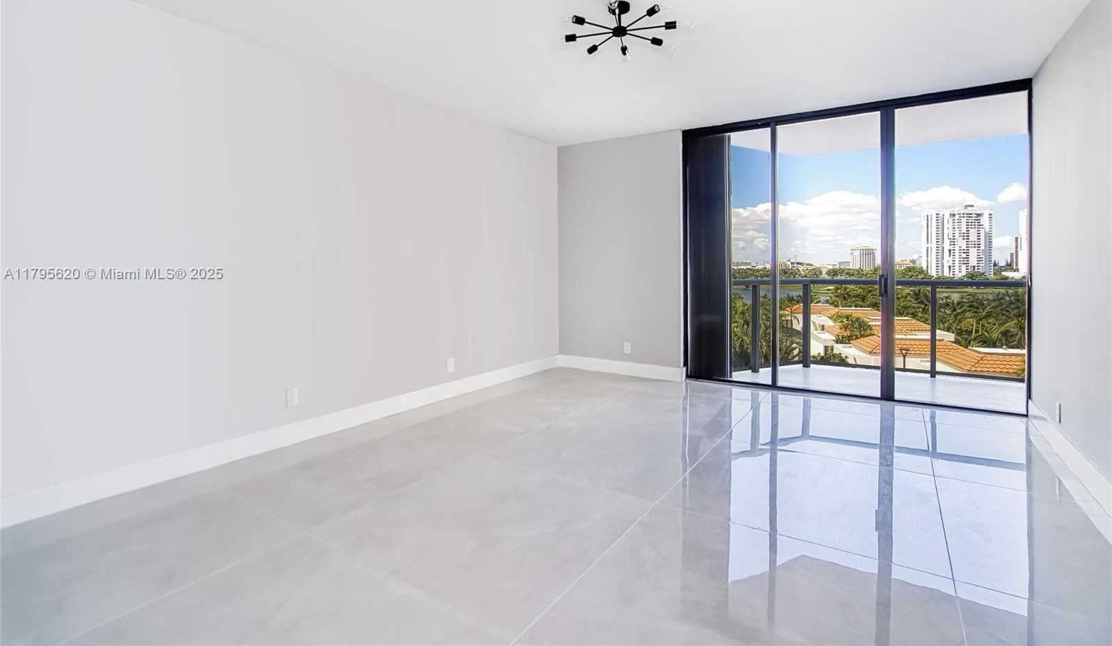 Small Image of 20281 EAST COUNTRY CLUB DR #501, Aventura Number 9