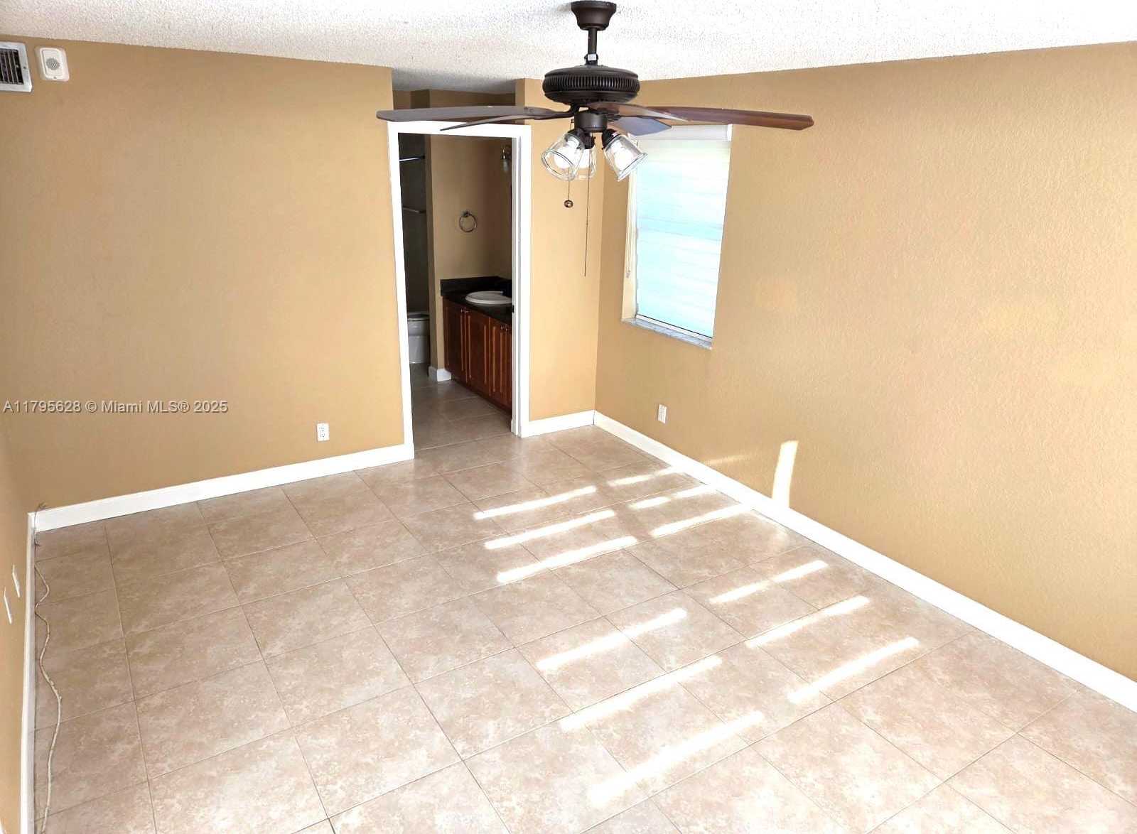 Small Image of 2901 NORTH NOB HILL RD #101, Sunrise Number 16