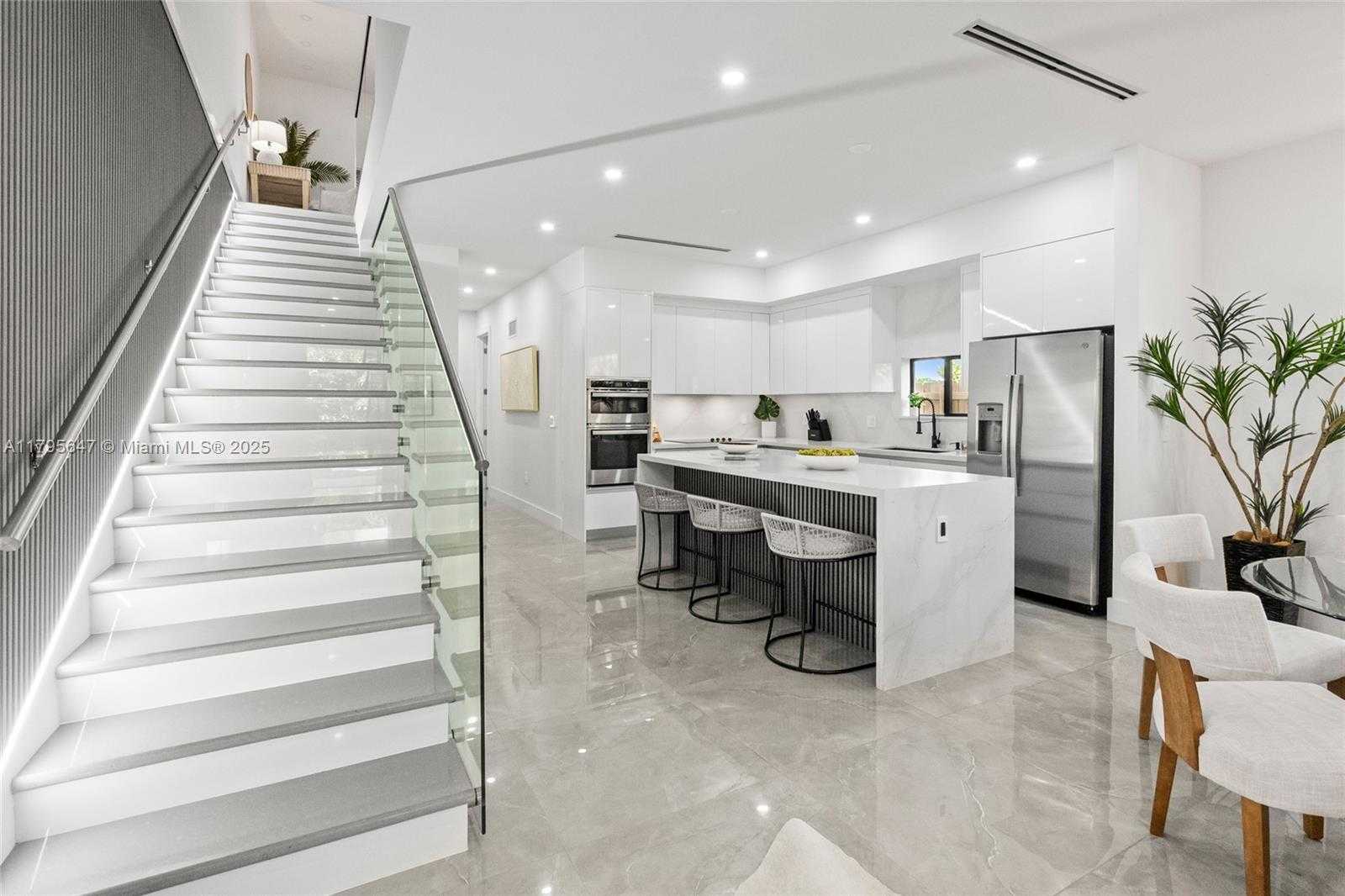 Small Image of 325 SOUTH WEST 16TH ST #B, Fort Lauderdale Number 12
