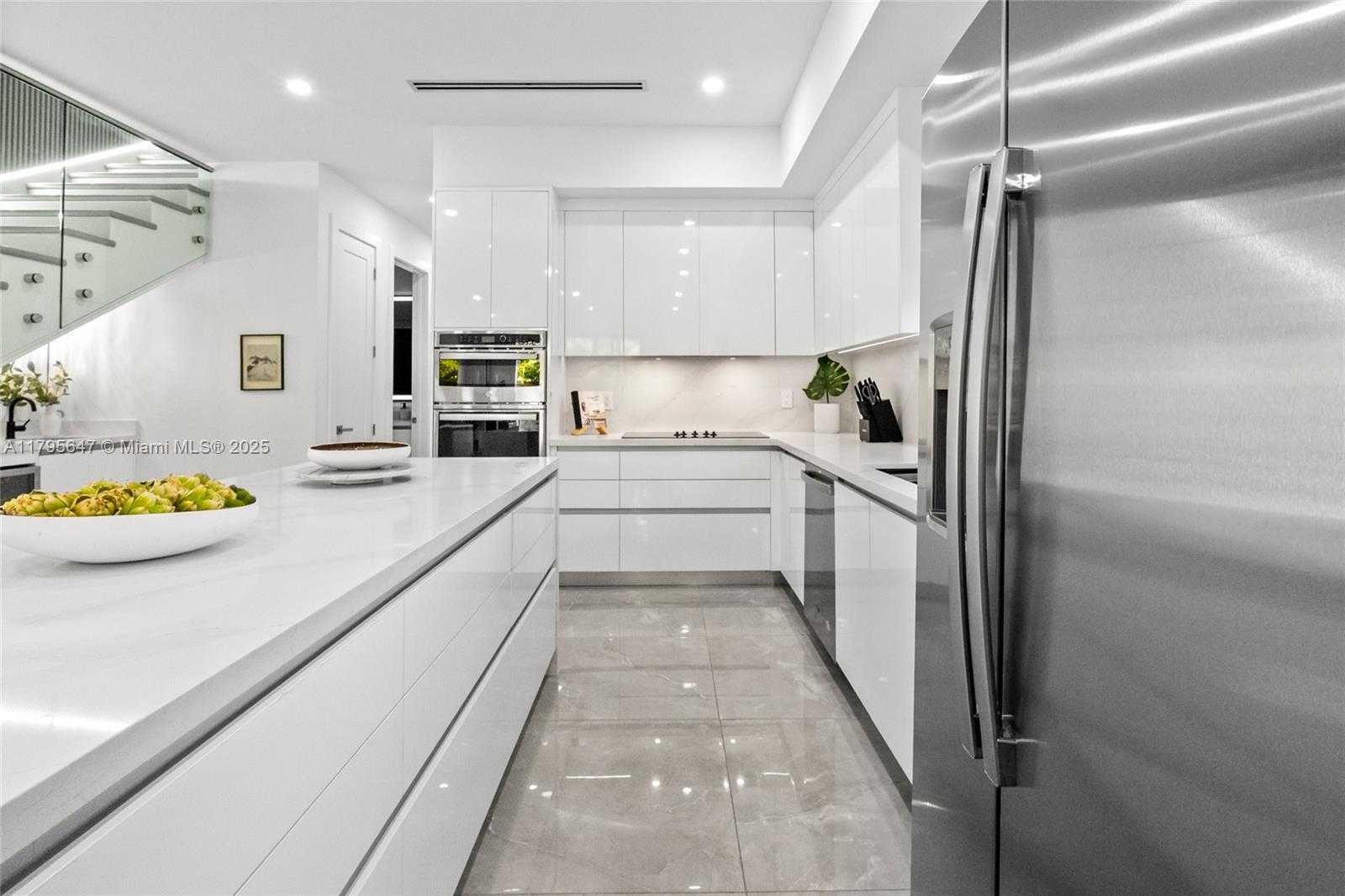 Small Image of 325 SOUTH WEST 16TH ST #B, Fort Lauderdale Number 15