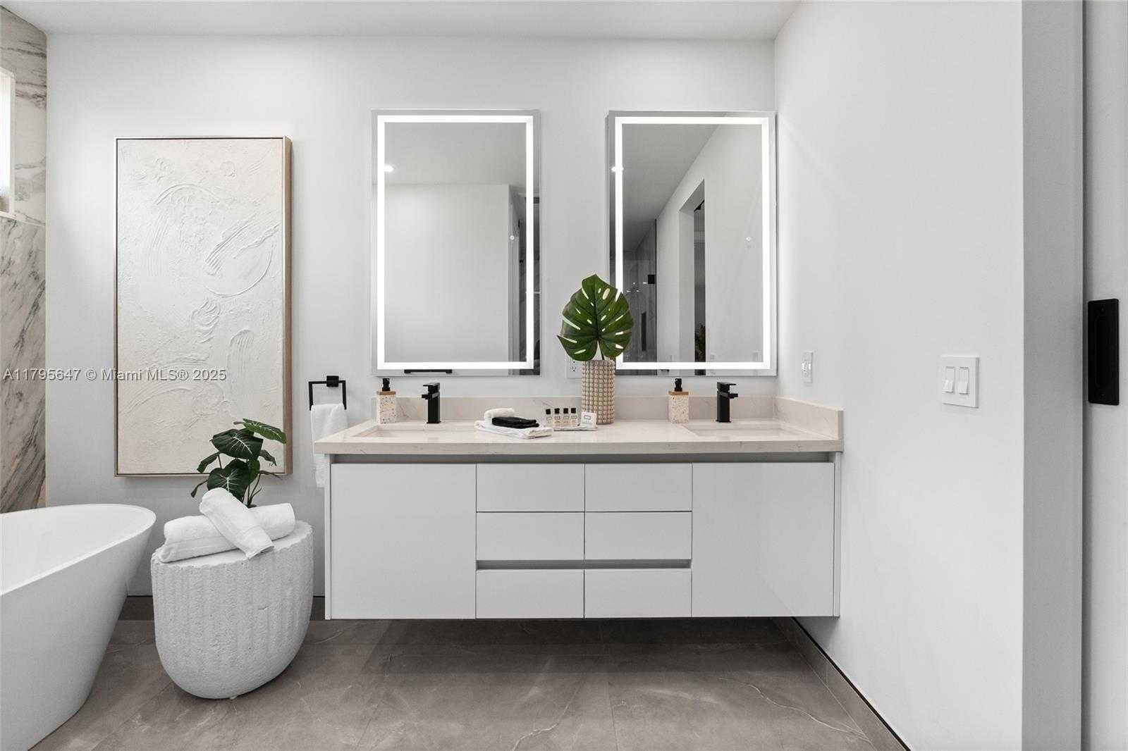 Small Image of 325 SOUTH WEST 16TH ST #B, Fort Lauderdale Number 29