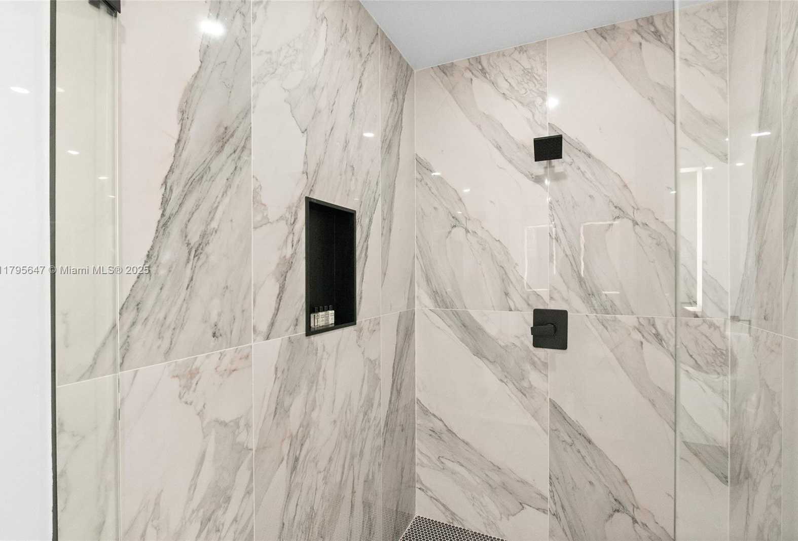 Small Image of 325 SOUTH WEST 16TH ST #B, Fort Lauderdale Number 31