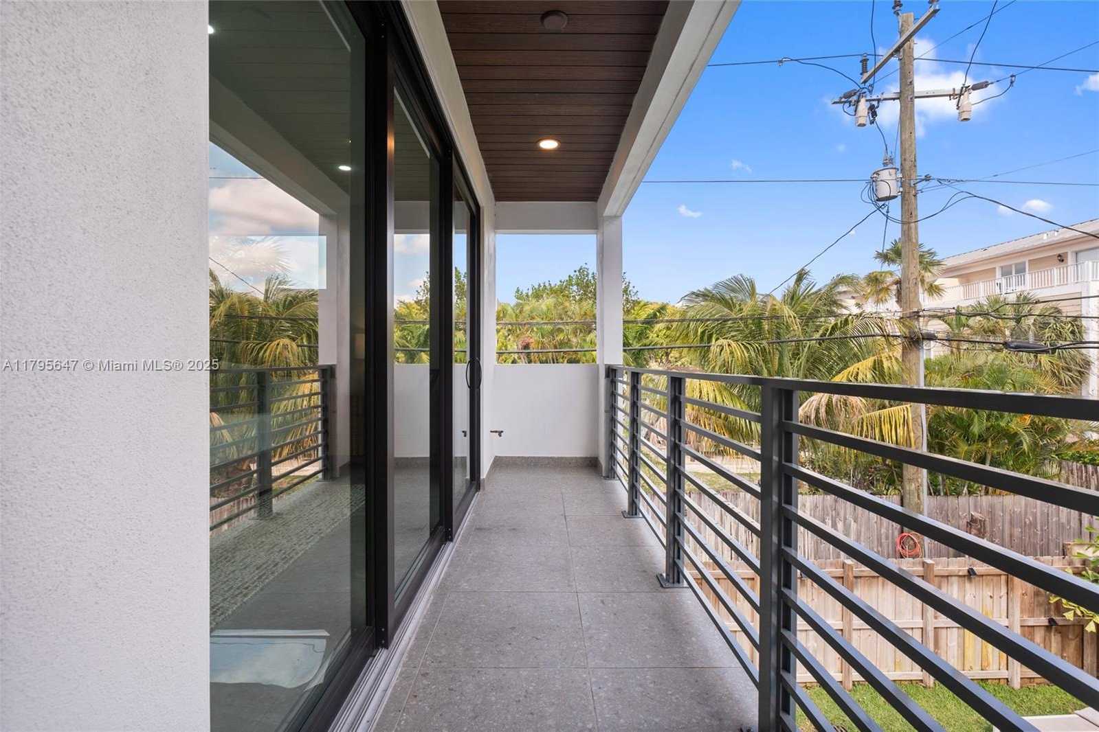 Small Image of 325 SOUTH WEST 16TH ST #B, Fort Lauderdale Number 32