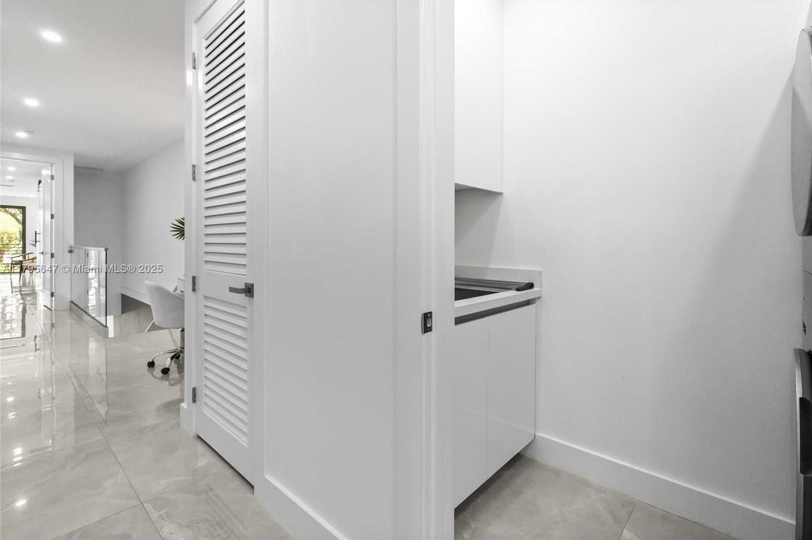 Small Image of 325 SOUTH WEST 16TH ST #B, Fort Lauderdale Number 36