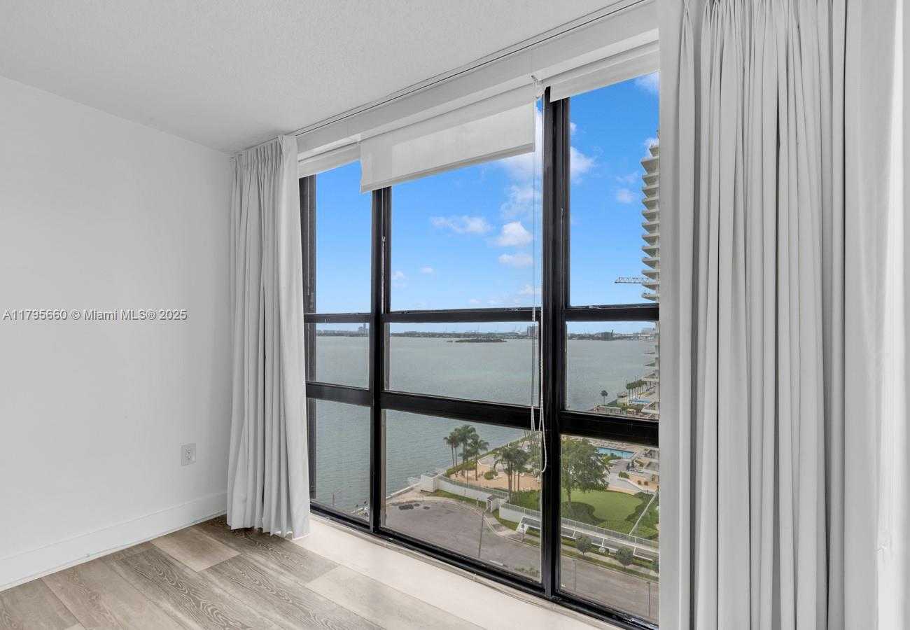 Small Image of 600 NORTH EAST 36TH ST #1404, Miami Number 21