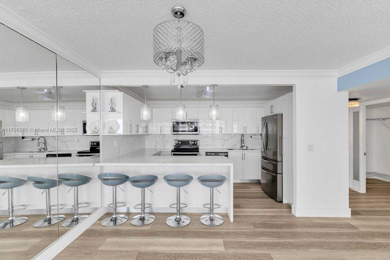 Small Image of 600 NORTH EAST 36TH ST #1404, Miami Number 7