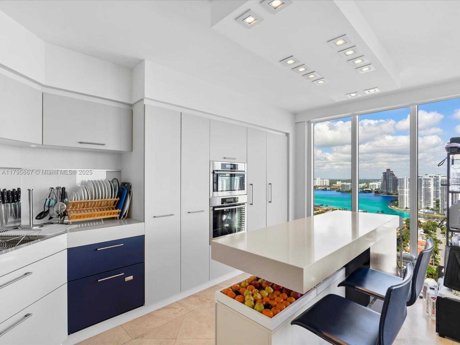 Small Image of 19111 COLLINS AVE #2805, Sunny Isles Beach Number 5