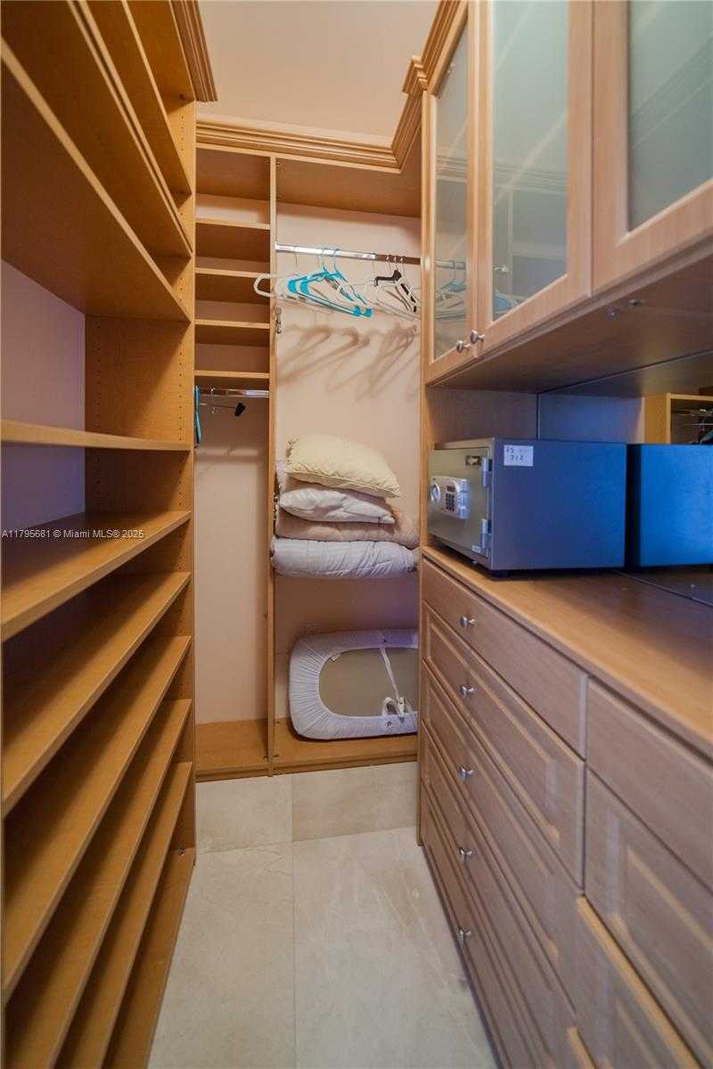Small Image of 17875 COLLINS AVE #4302, Sunny Isles Beach Number 12