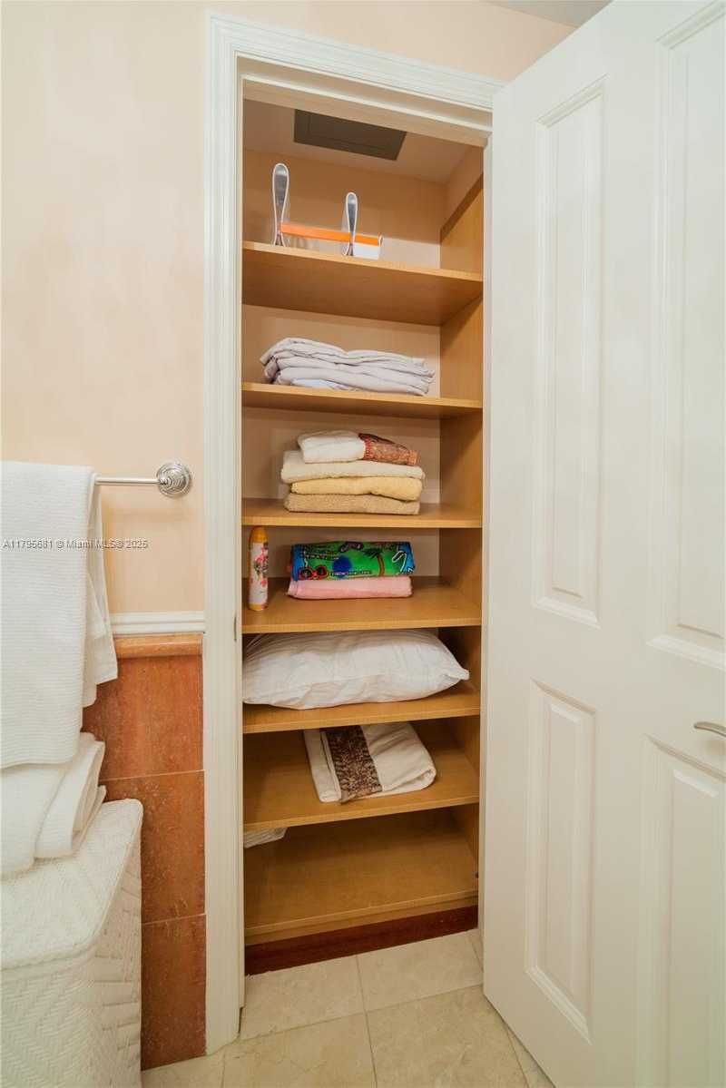 Small Image of 17875 COLLINS AVE #4302, Sunny Isles Beach Number 17
