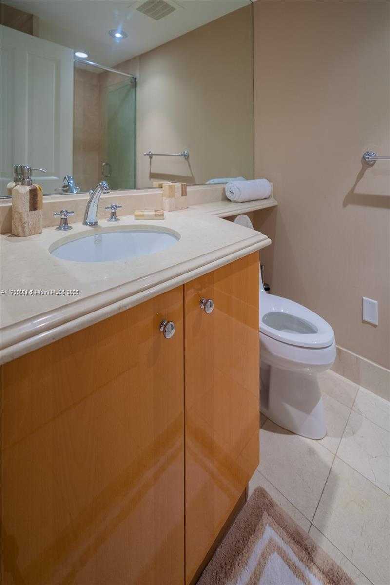 Small Image of 17875 COLLINS AVE #4302, Sunny Isles Beach Number 19