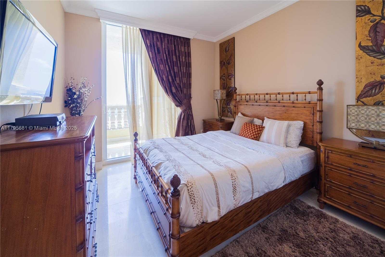Small Image of 17875 COLLINS AVE #4302, Sunny Isles Beach Number 21