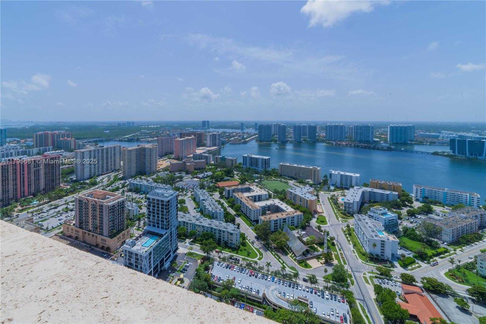 Small Image of 17875 COLLINS AVE #4302, Sunny Isles Beach Number 30