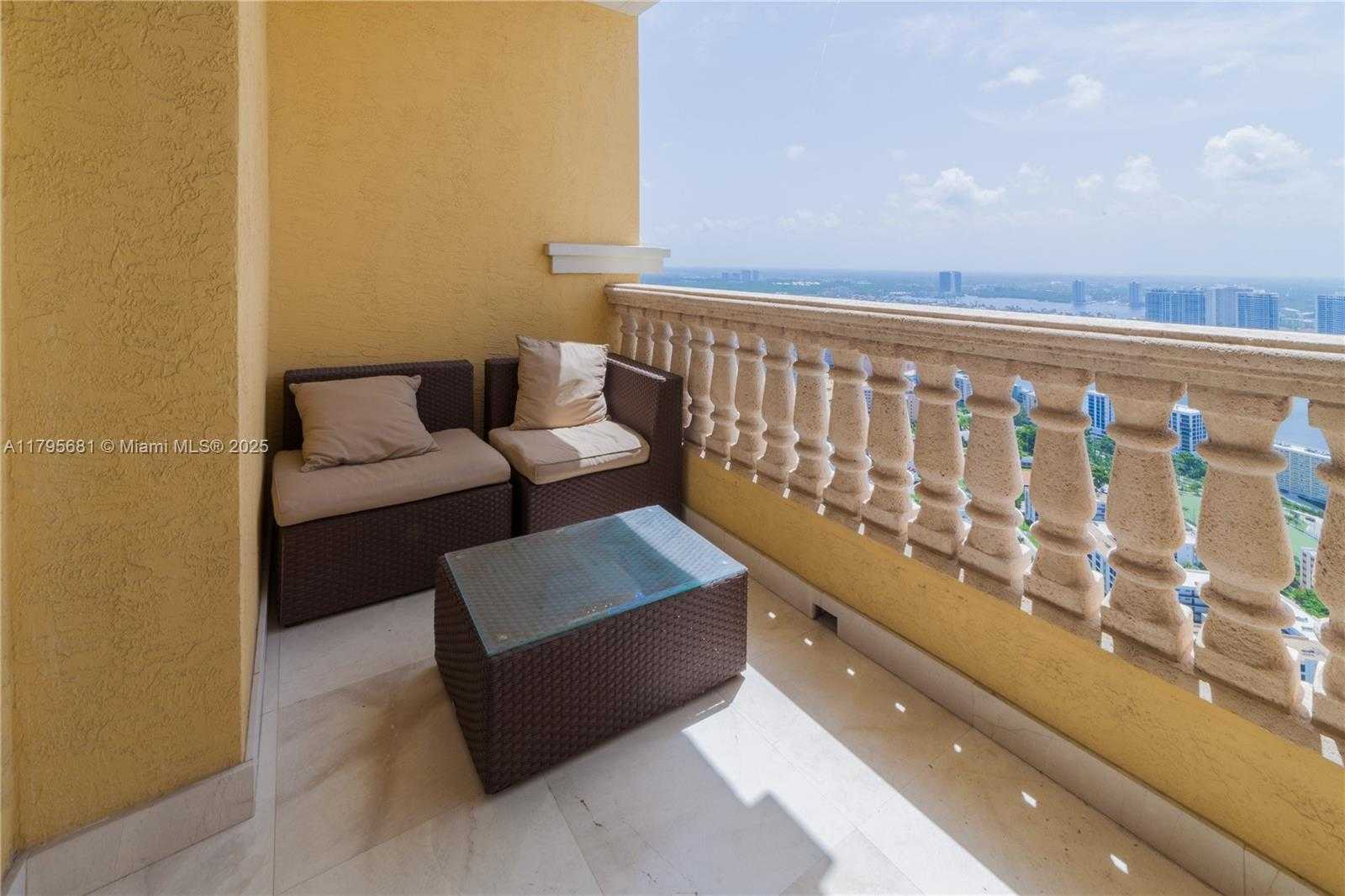 Small Image of 17875 COLLINS AVE #4302, Sunny Isles Beach Number 31