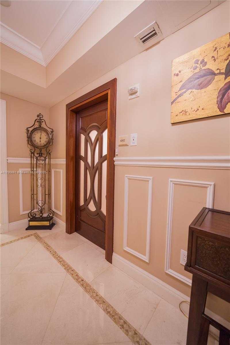 Small Image of 17875 COLLINS AVE #4302, Sunny Isles Beach Number 5