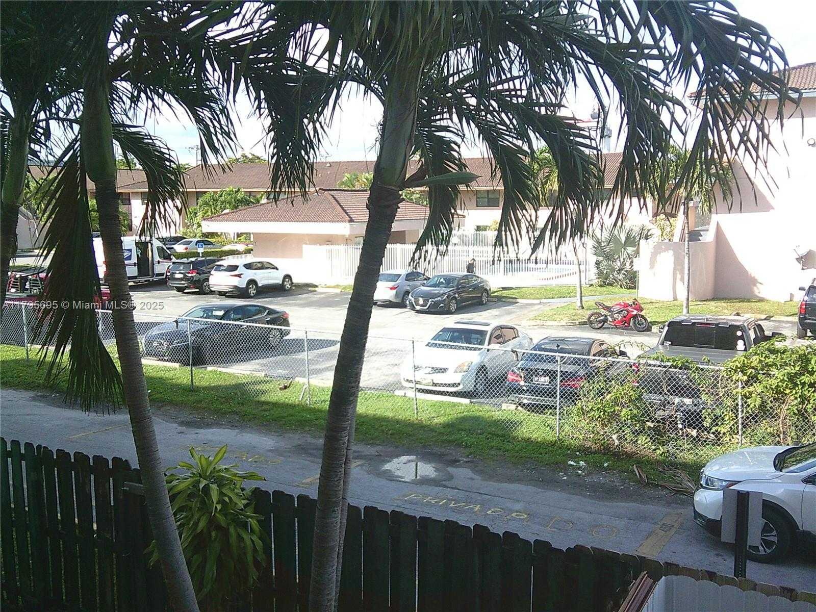 Small Image of 5775 WEST 20TH AVE #213, Hialeah Number 7