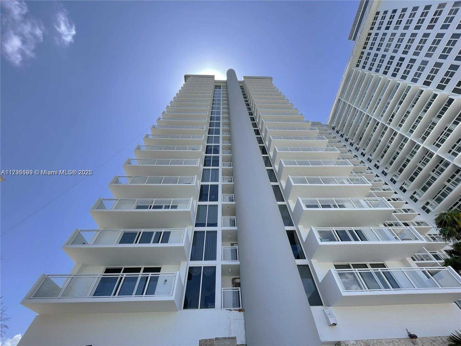 Small Image of 2030 SOUTH OCEAN DR #1804, Hallandale Beach Number 29