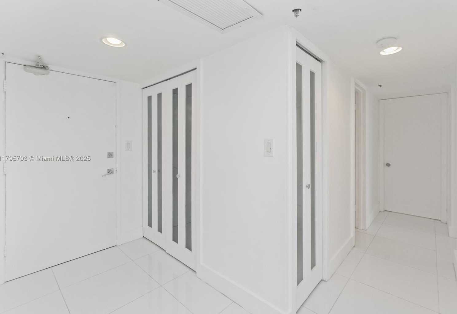 Small Image of 100 LINCOLN RD #611, Miami Beach Number 10