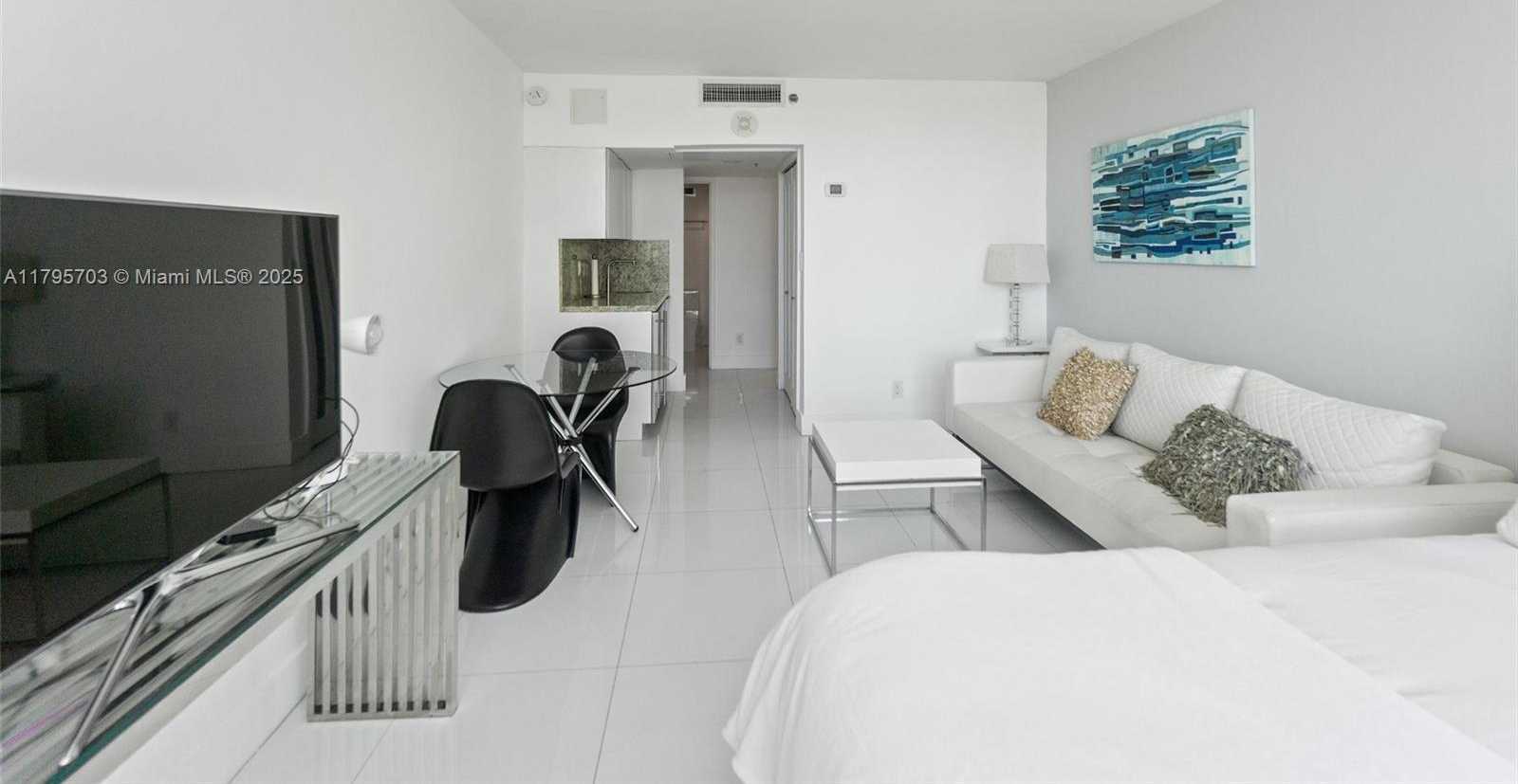Small Image of 100 LINCOLN RD #611, Miami Beach Number 16