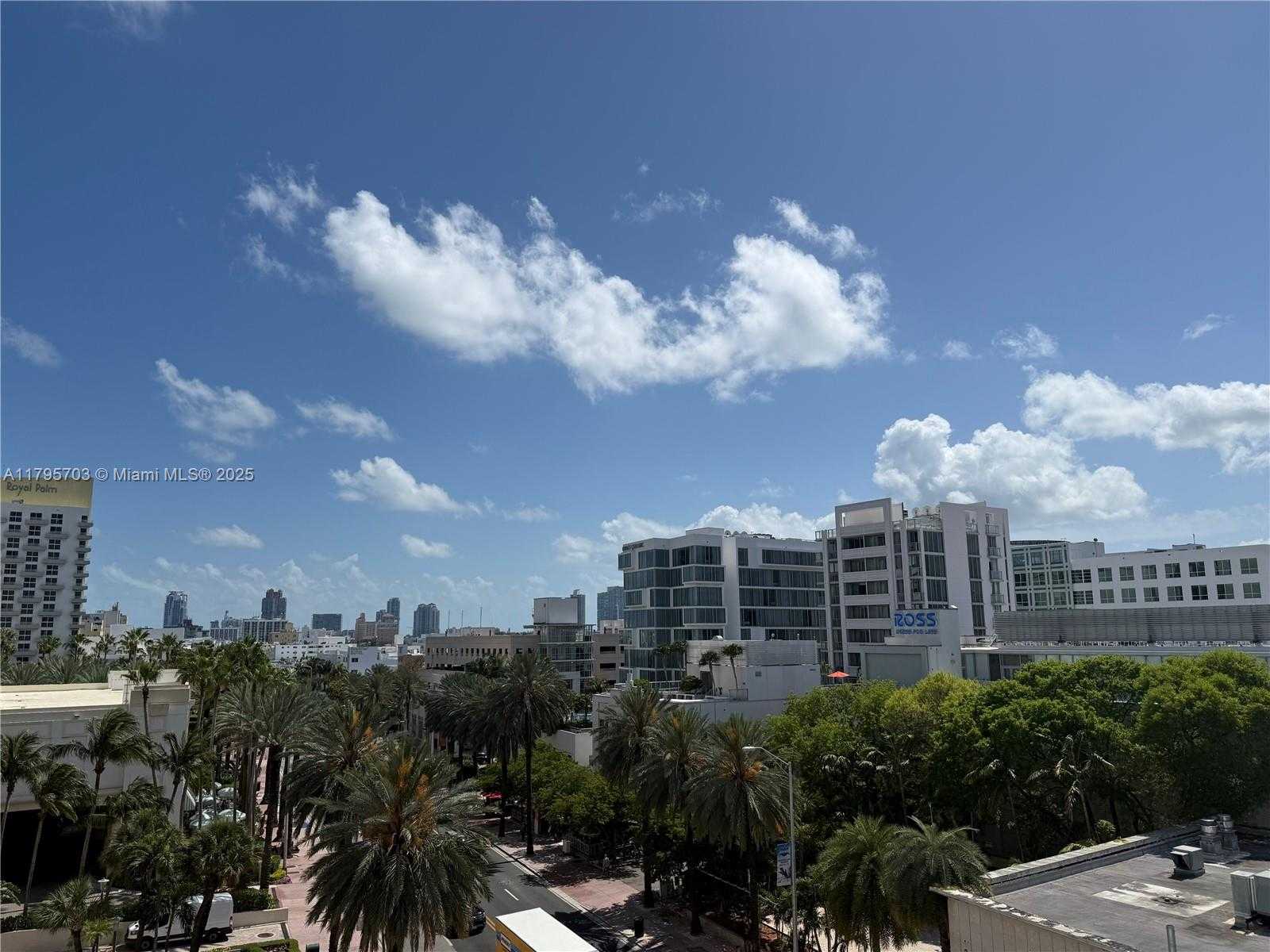 Small Image of 100 LINCOLN RD #611, Miami Beach Number 22