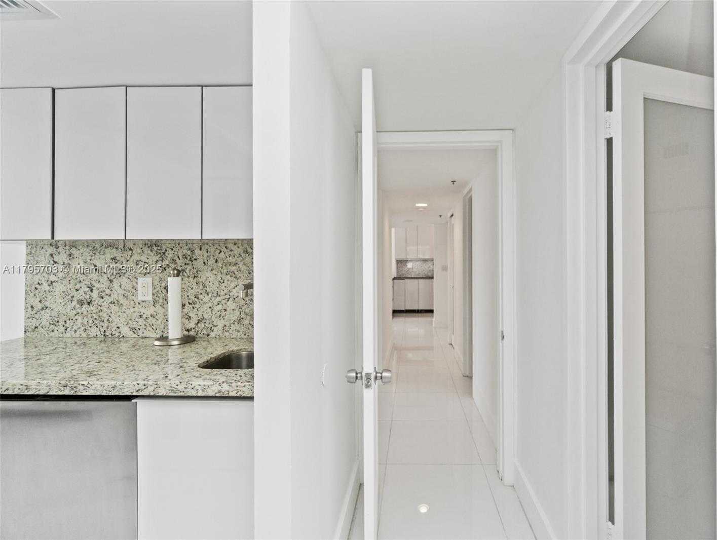 Small Image of 100 LINCOLN RD #611, Miami Beach Number 9