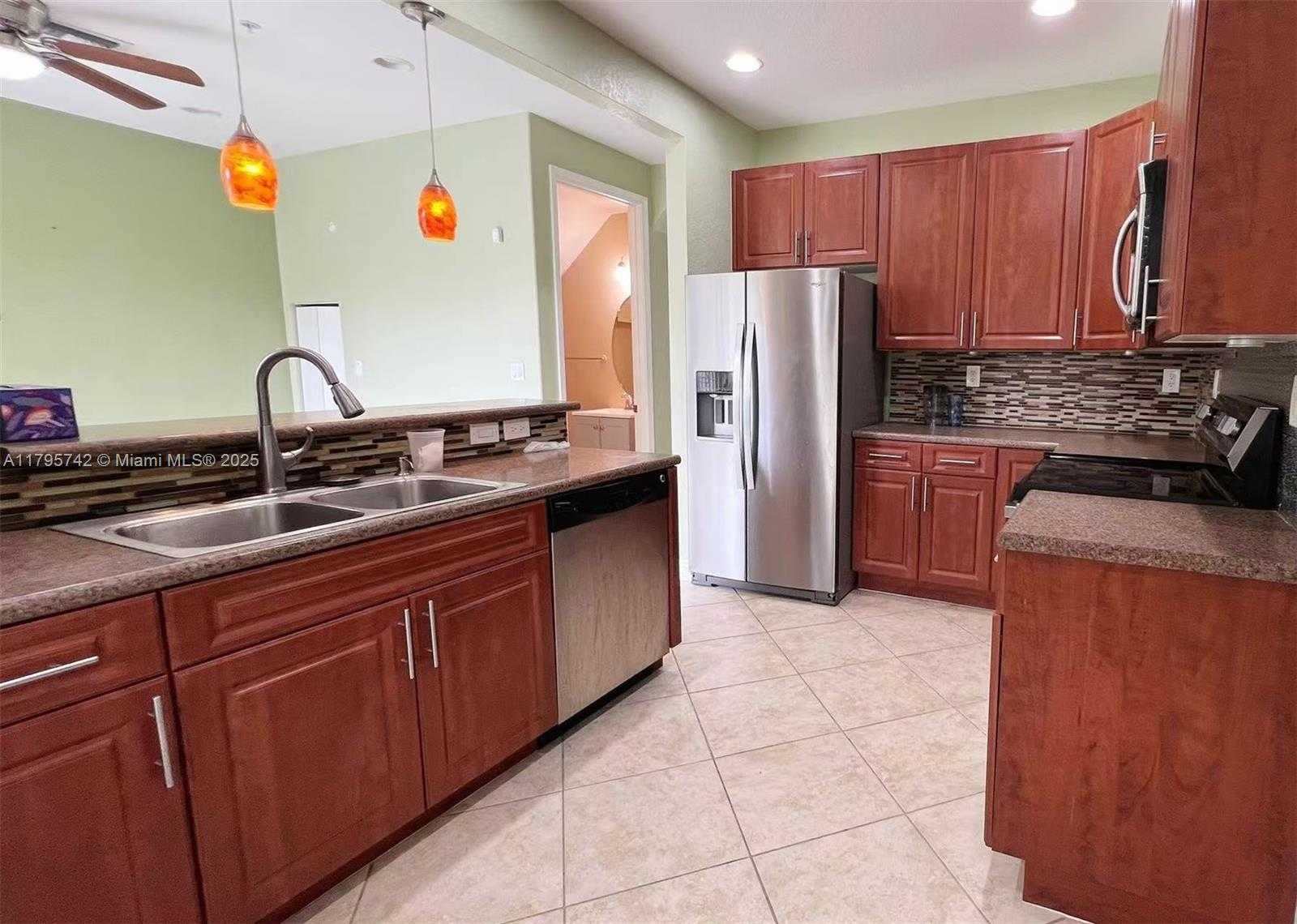 Small Image of 2851 WEST PROSPECT RD #1208, Tamarac Number 9