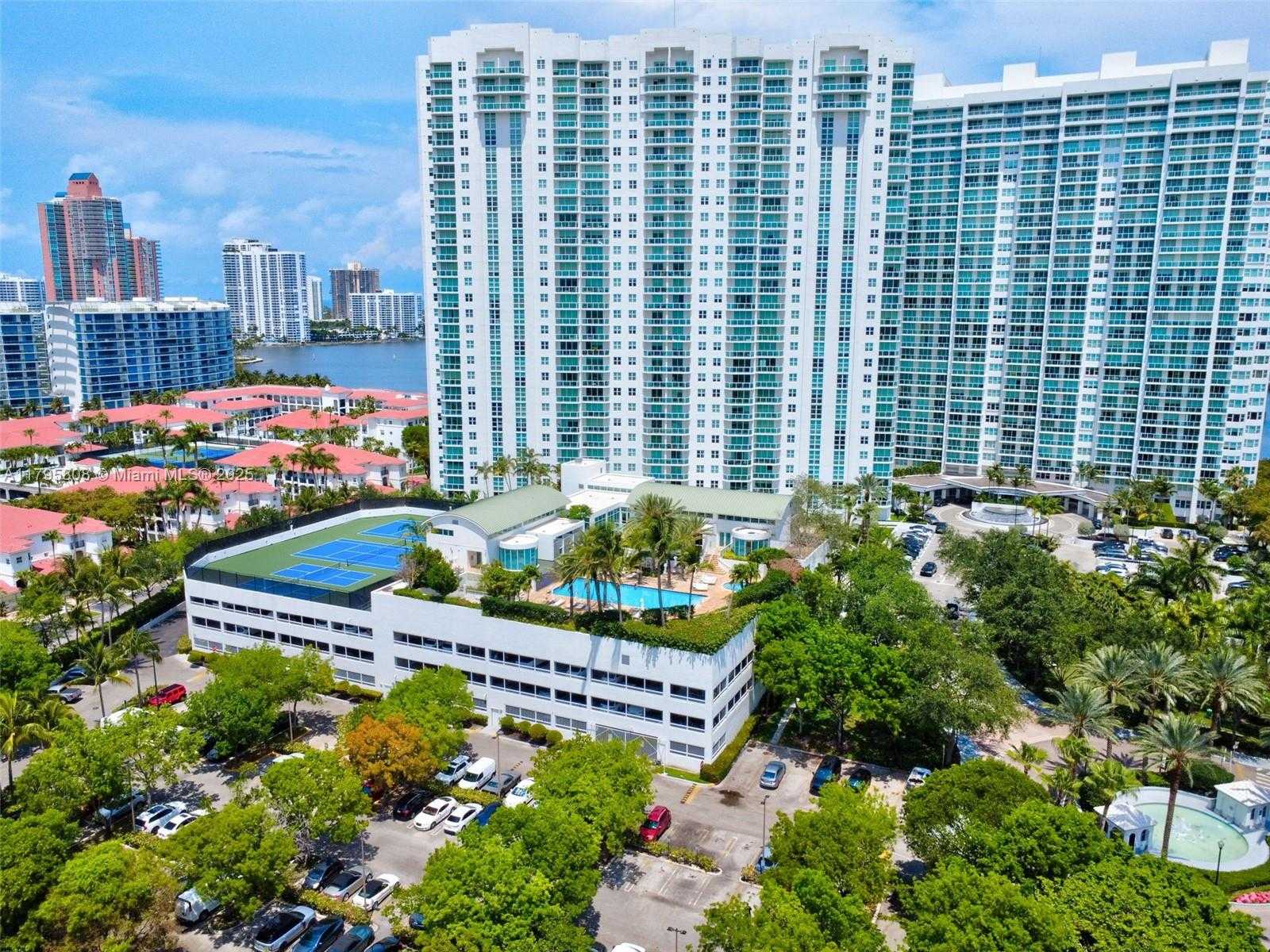 Small Image of 3301 NORTH EAST 183RD ST #1608, Aventura Number 56