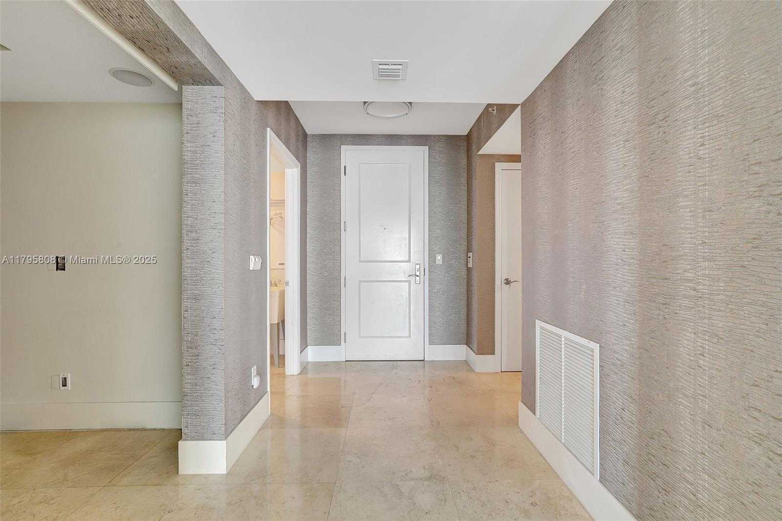 Small Image of 3301 NORTH EAST 183RD ST #1608, Aventura Number 7