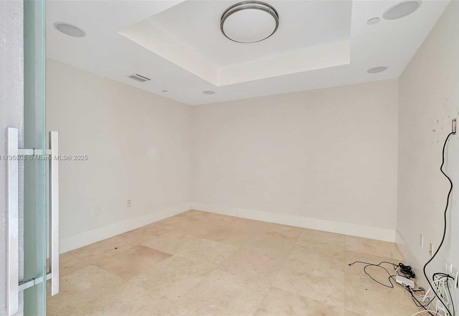 Small Image of 3301 NORTH EAST 183RD ST #1608, Aventura Number 9