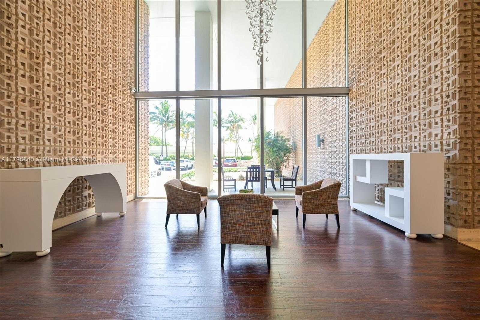 Small Image of 2899 COLLINS AVE #1738, Miami Beach Number 10