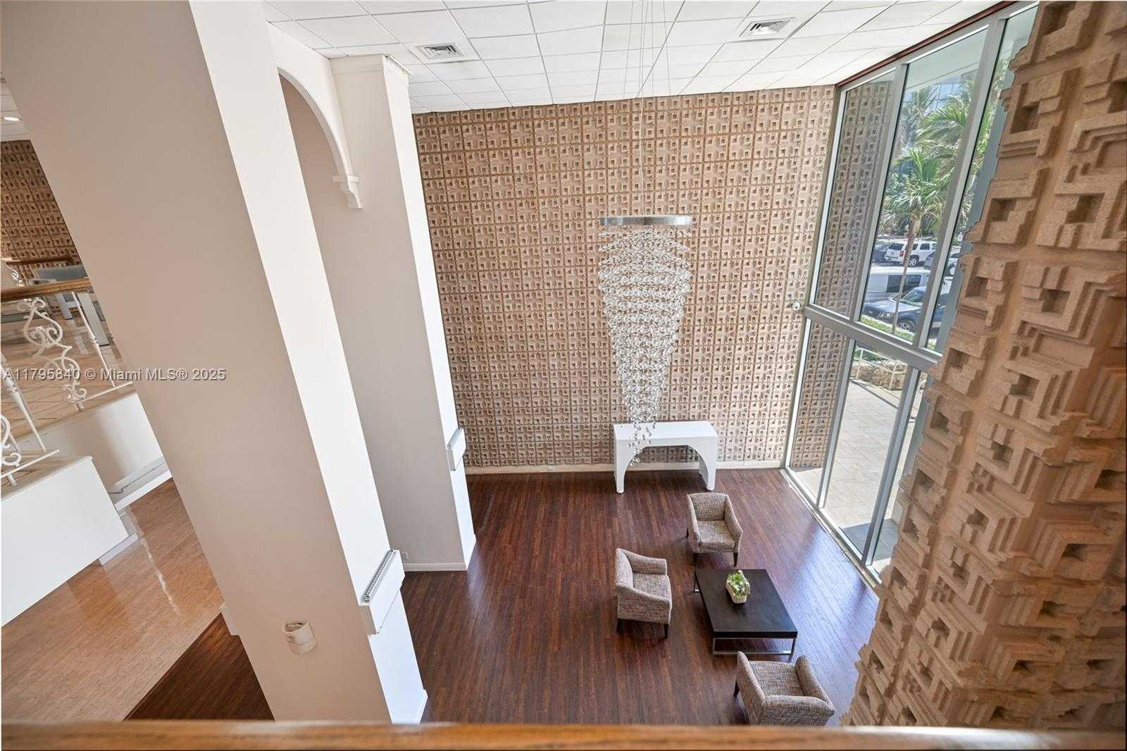 Small Image of 2899 COLLINS AVE #1738, Miami Beach Number 22