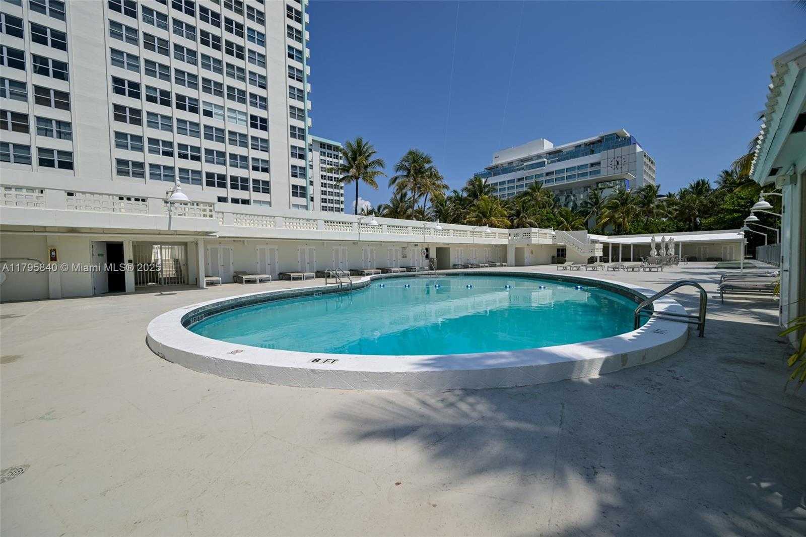 Small Image of 2899 COLLINS AVE #1738, Miami Beach Number 27