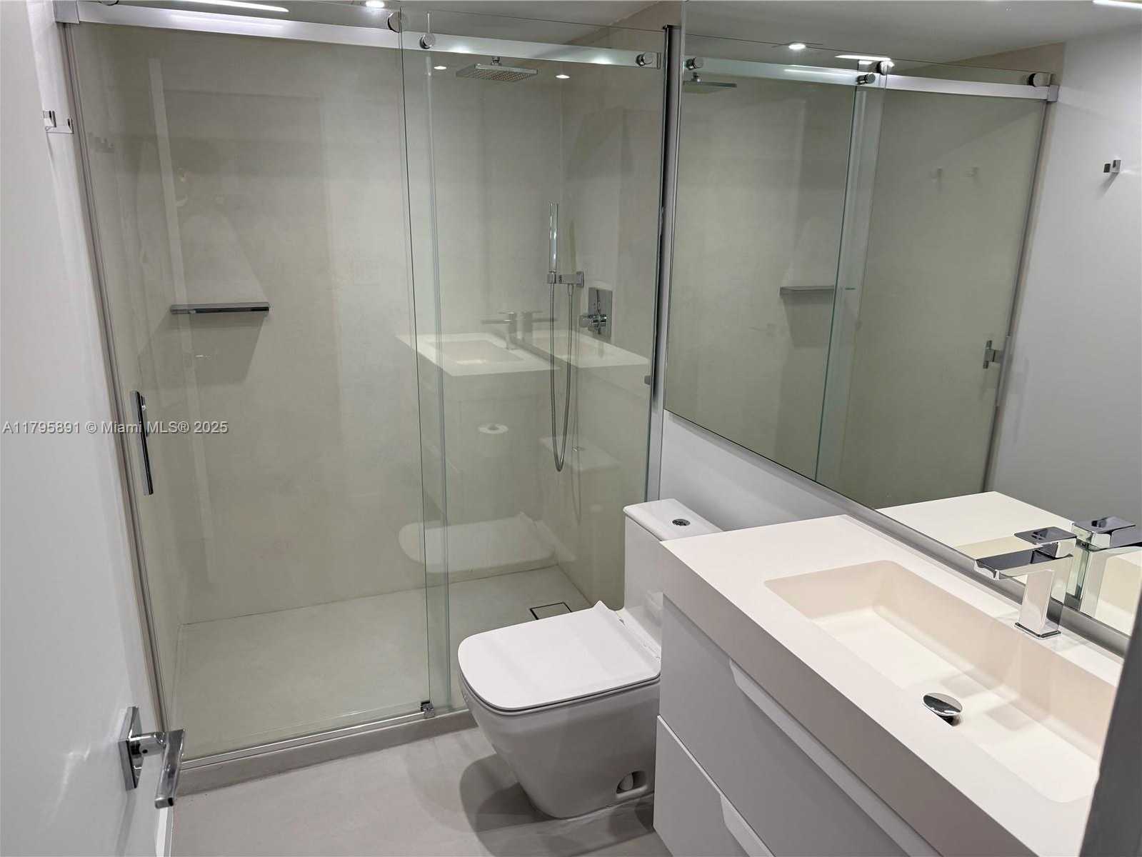Small Image of 10275 COLLINS AVE #920, Bal Harbour Number 10