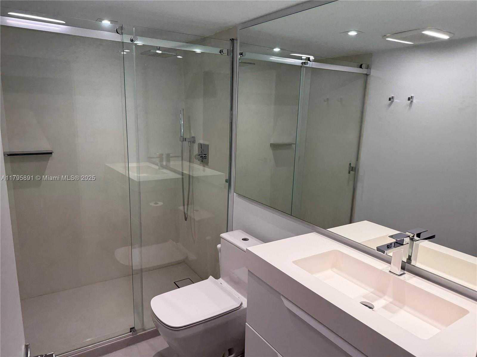 Small Image of 10275 COLLINS AVE #920, Bal Harbour Number 8