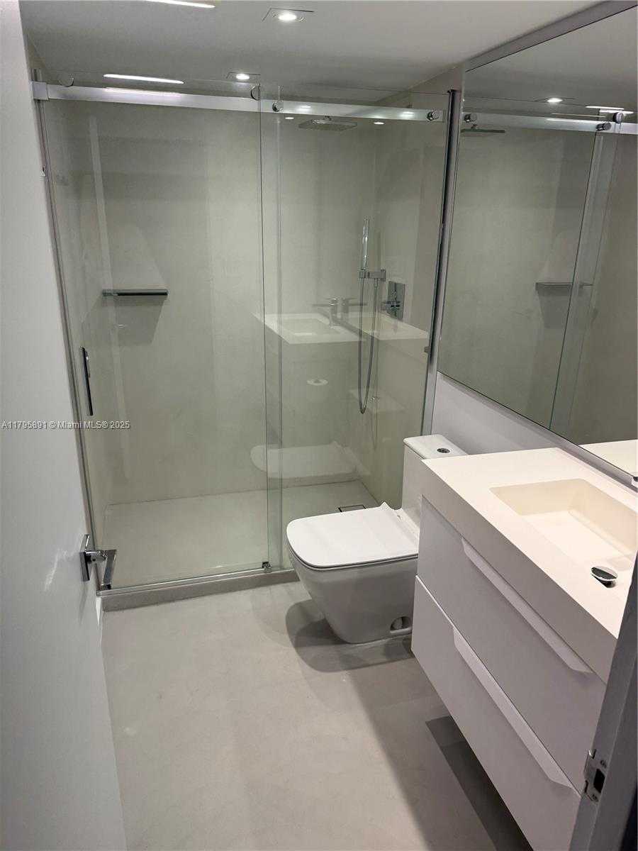 Small Image of 10275 COLLINS AVE #920, Bal Harbour Number 9